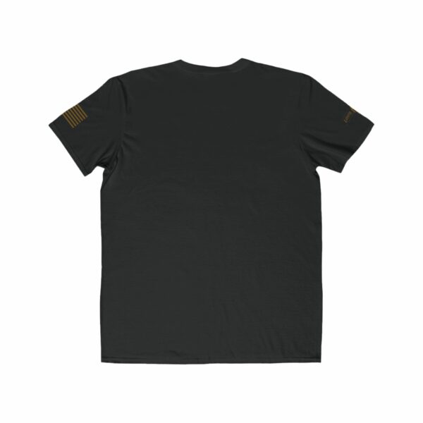 Men's Minimalist  Lightweight Fashion Tee - Image 6
